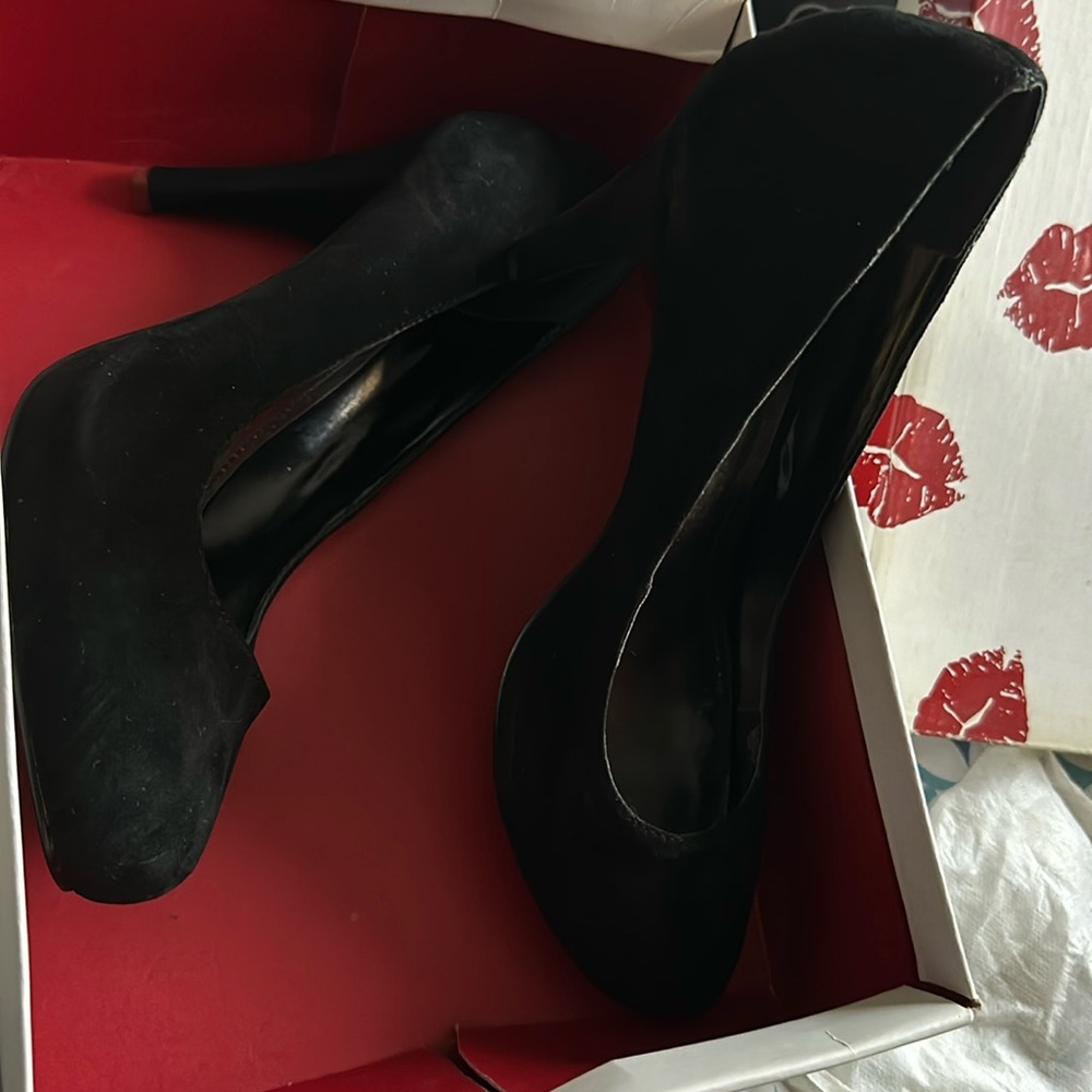 Black heels
